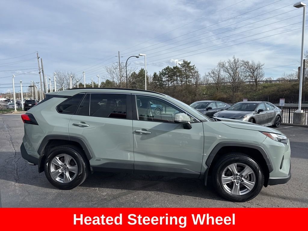 Certified 2022 Toyota RAV4 XLE w/ Convenience Package image 9