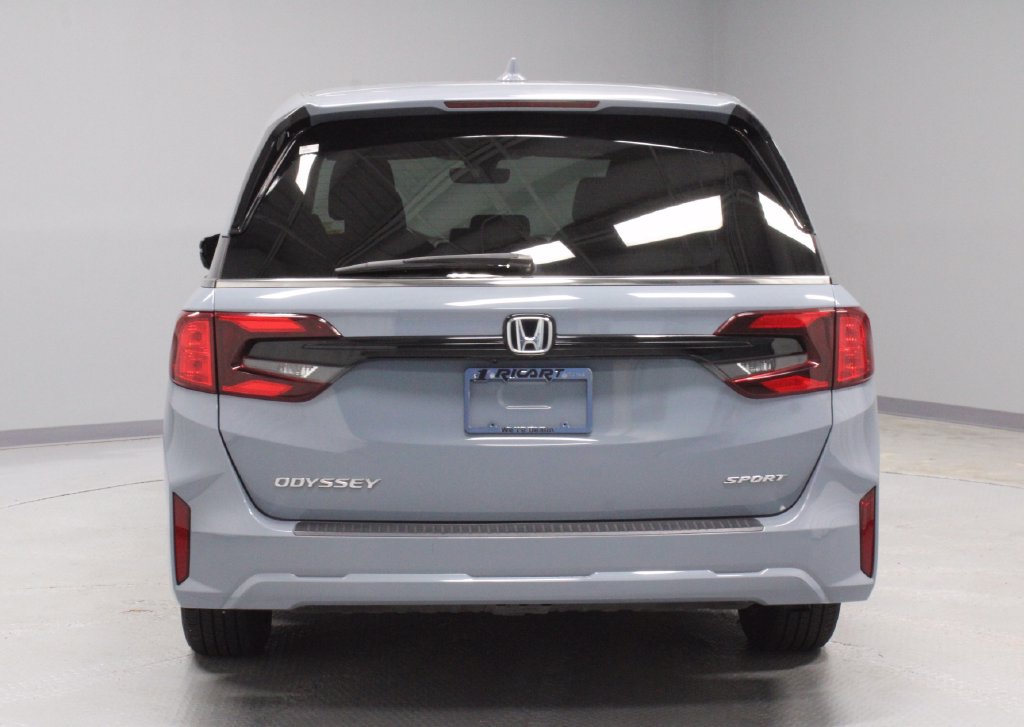 Used 2025 Honda Odyssey Sport-L image 9
