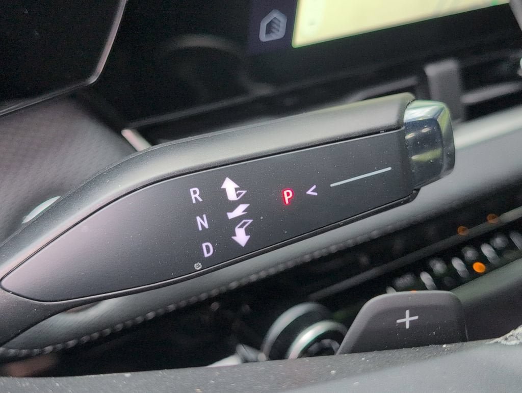 Used 2025 Chevrolet Equinox LT FWD image 25