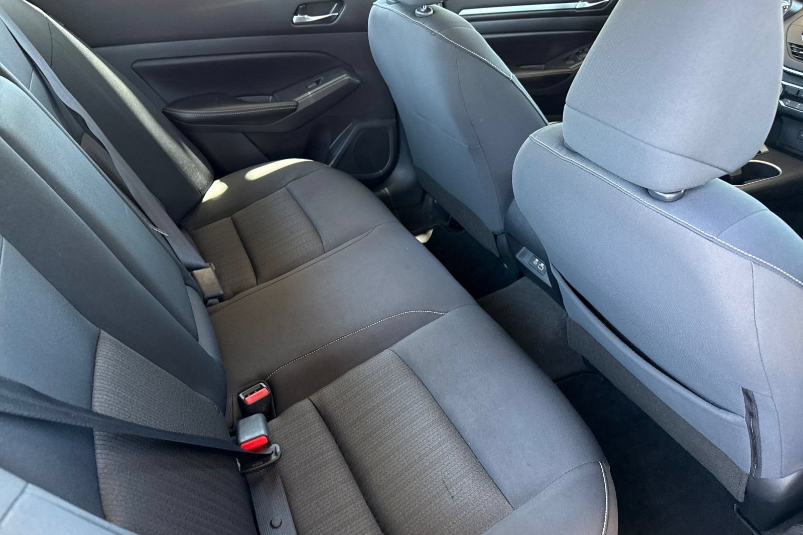 Used 2022 Nissan Altima 2.5 SV FWD image 22