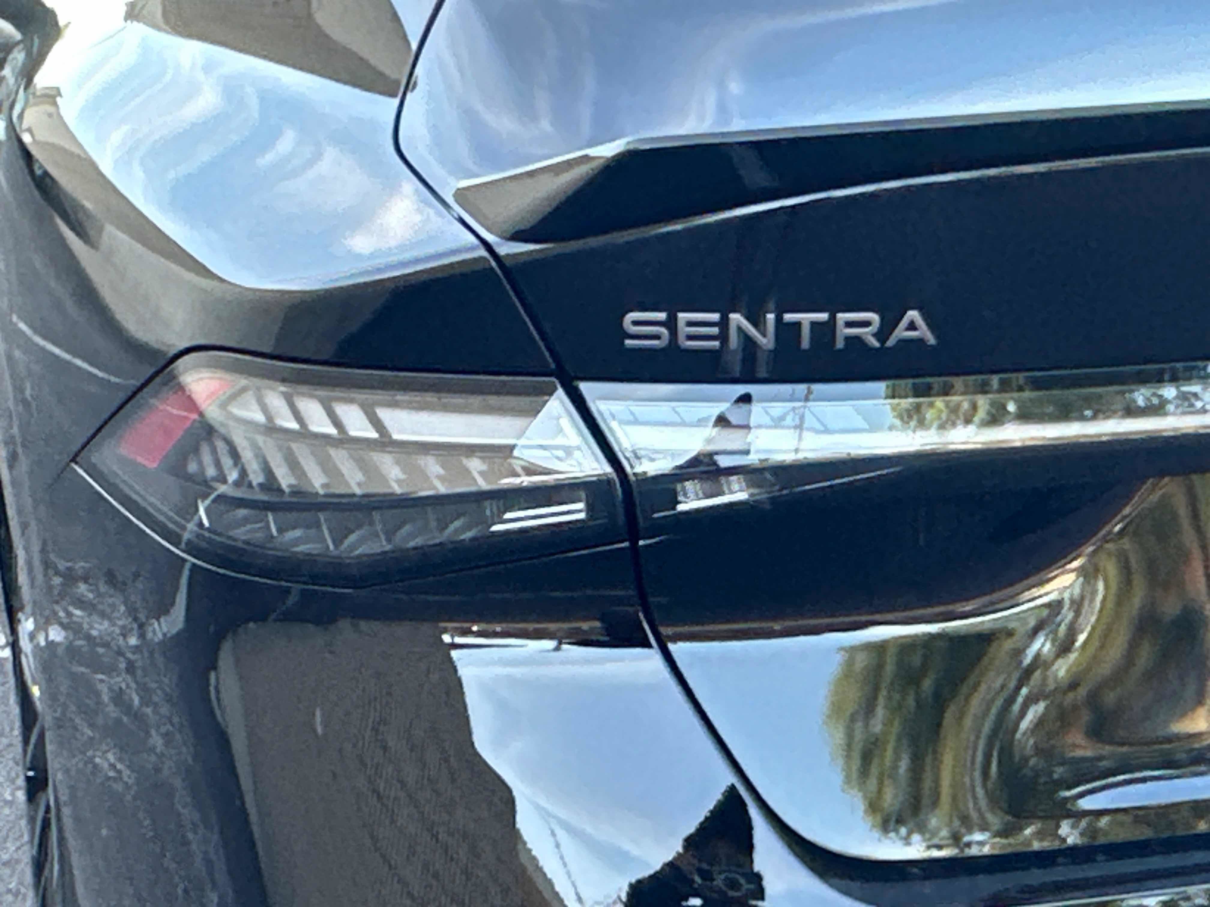 New 2026 Nissan Sentra SR w/ SR Premium Package FWD image 12