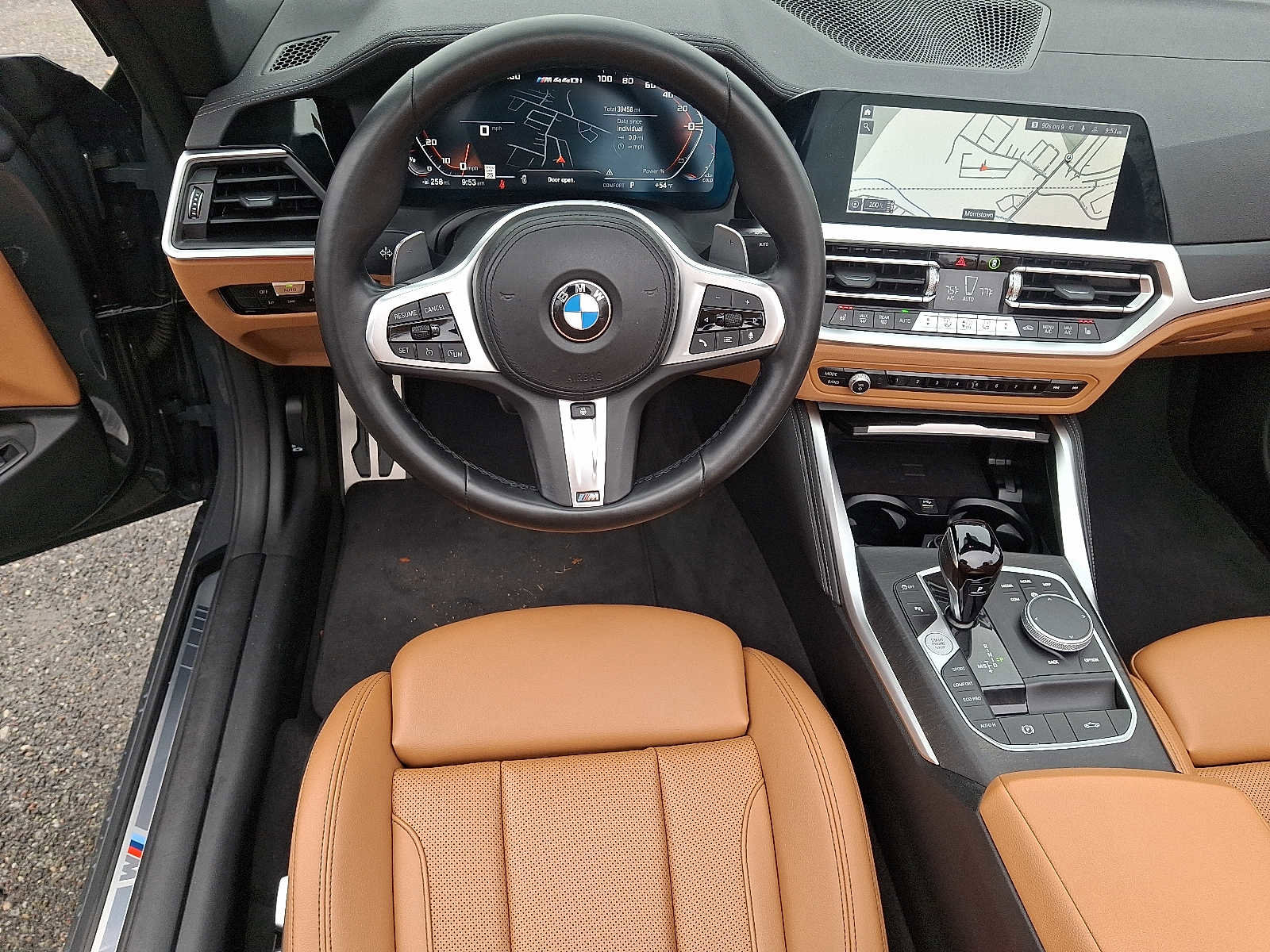 Used 2023 BMW 440i xDrive Convertible w/ Premium Package image 11