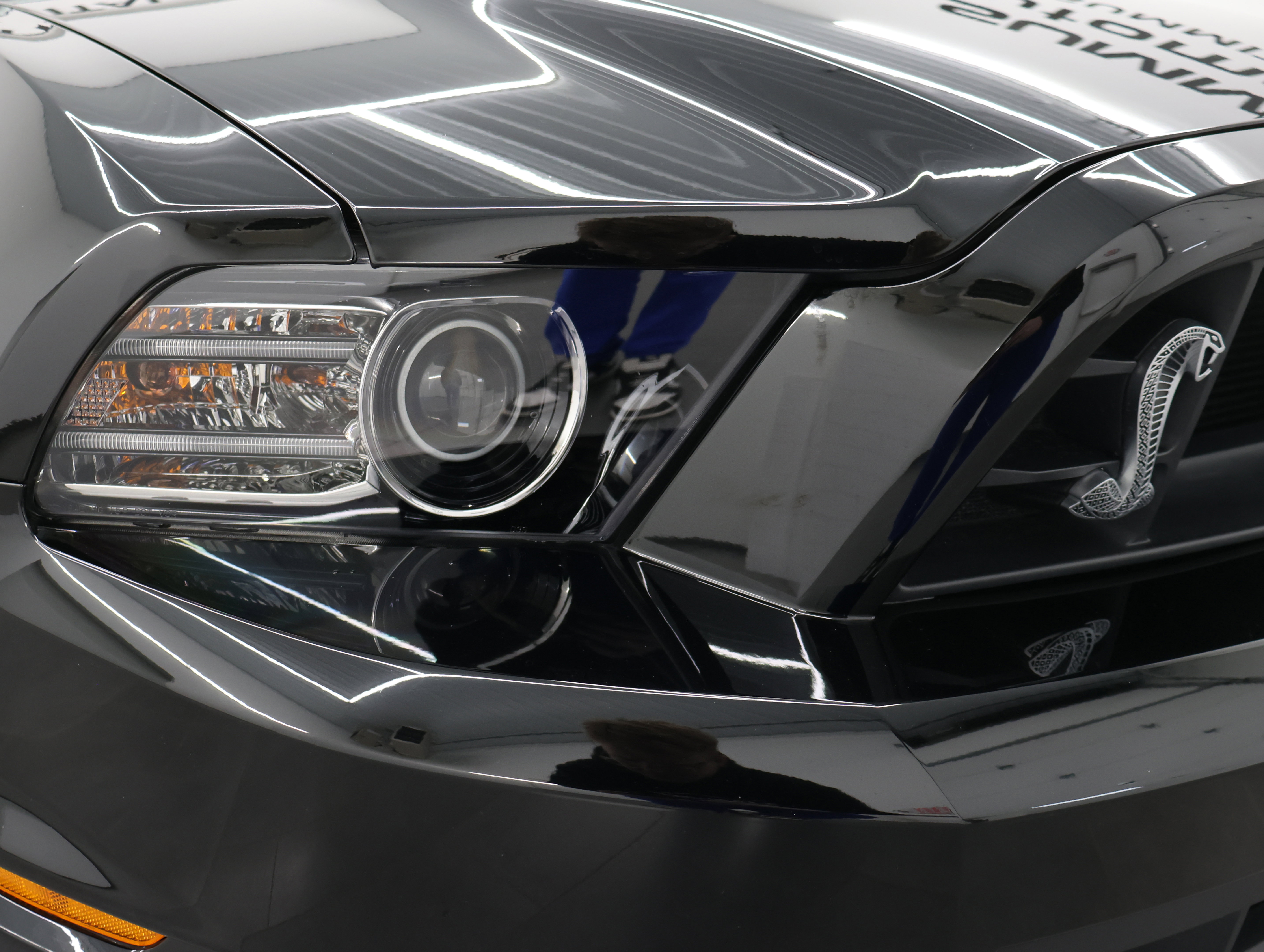 Used 2013 Ford Mustang Shelby GT500 RWD image 19