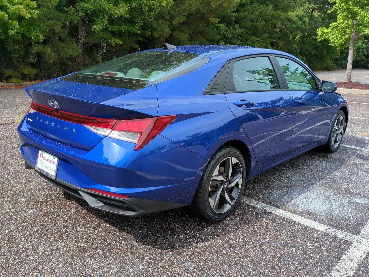 Used 2023 Hyundai Elantra SEL w/ Convenience Package FWD image 4
