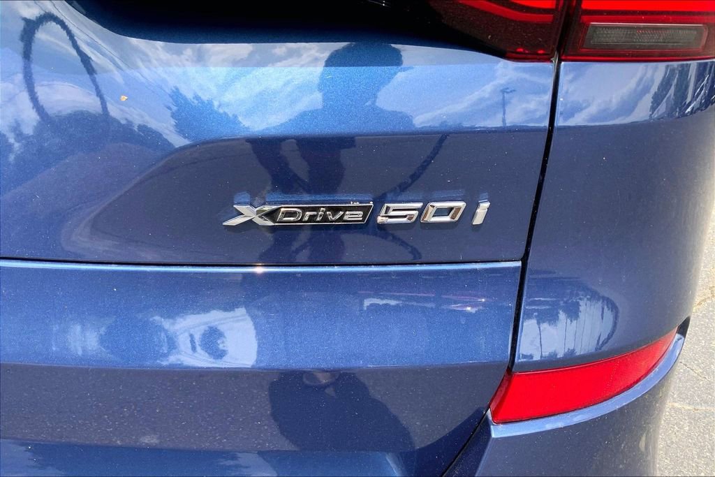 Used 2019 BMW X5 xDrive50i w/ M Sport Package AWD/4WD image 23