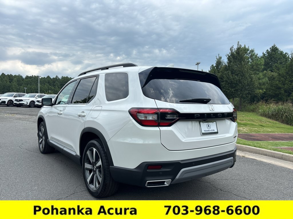 Used 2024 Honda Pilot Touring image 5