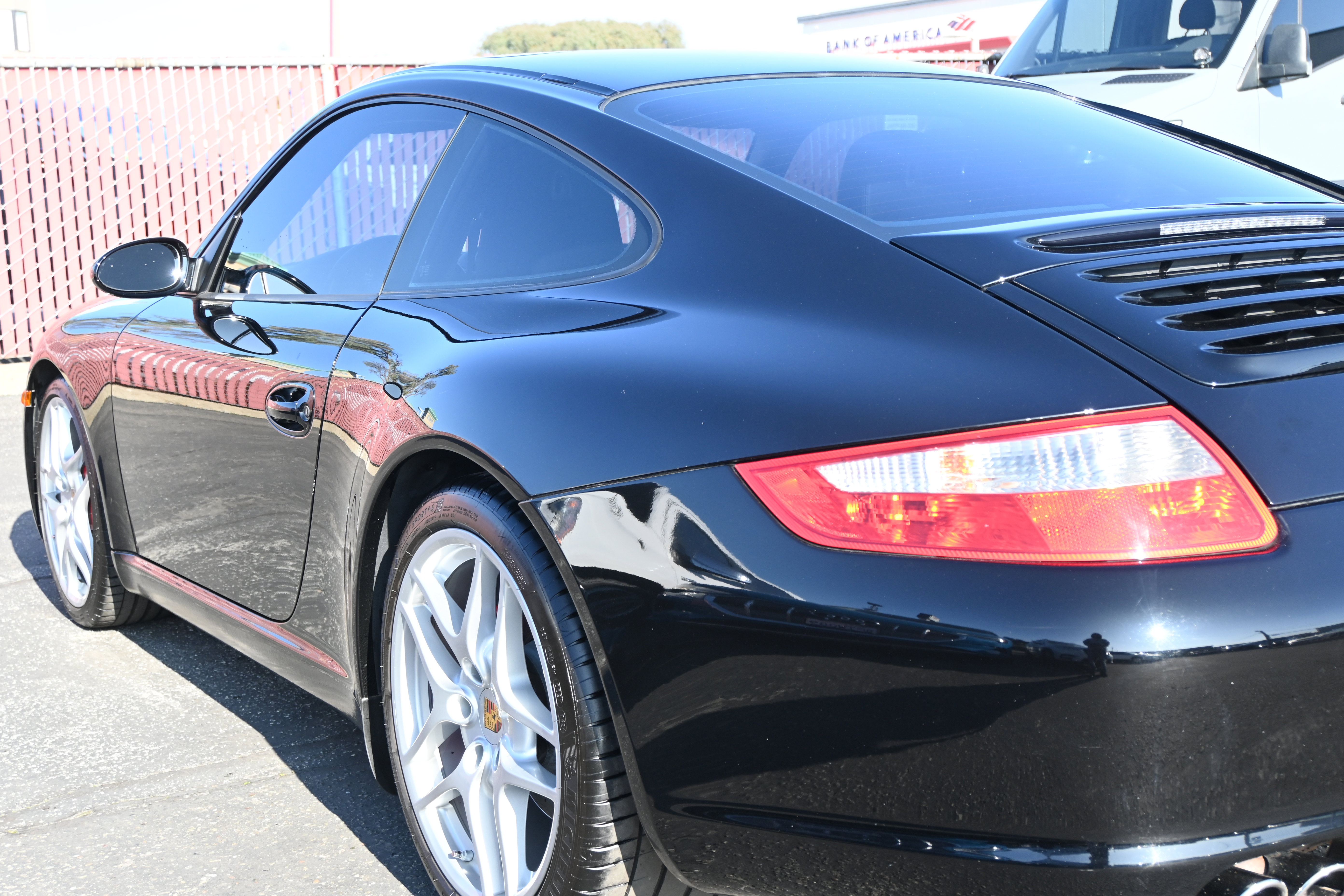 Used 2007 Porsche 911 Carrera S image 18