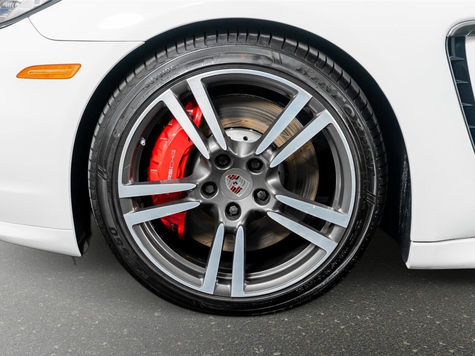 Used 2014 Porsche Panamera GTS image 20