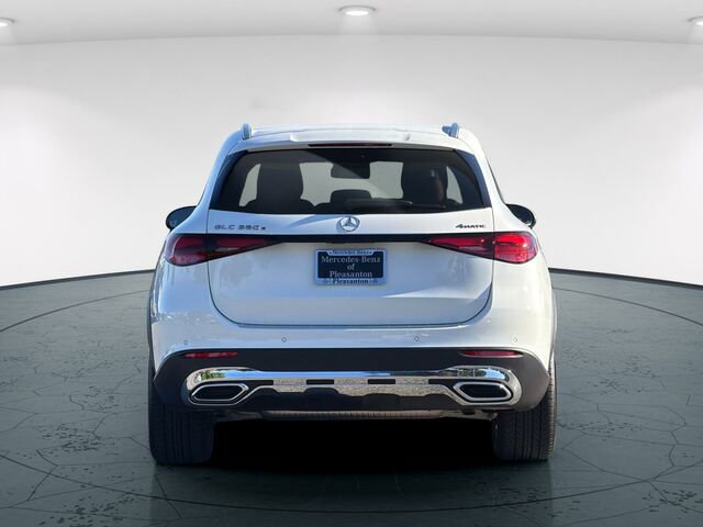 Certified 2025 Mercedes-Benz GLC 350e 4MATIC image 6