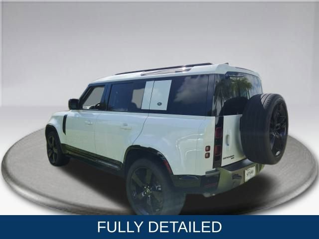 Used 2022 Land Rover Defender 110 X-Dynamic HSE image 14