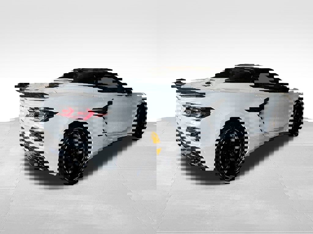 Certified 2025 Chevrolet Corvette E-Ray w/ Stealth Interior Trim Package image 7