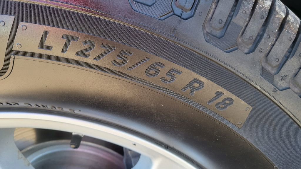 Used 2013 Toyota Tundra 4x4 Double Cab w/ SR5 Pkg image 15