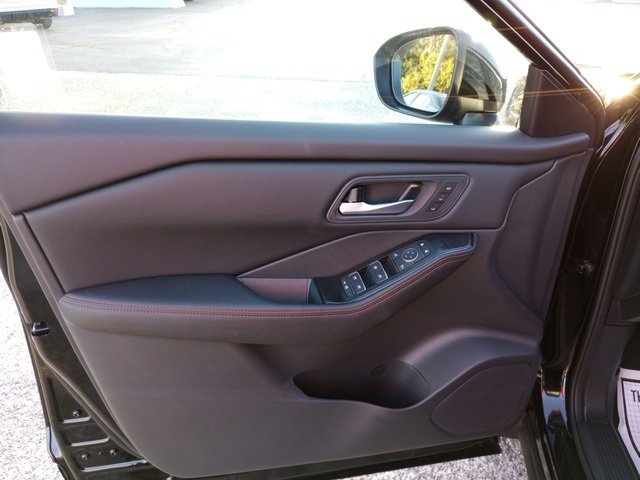 New 2026 Nissan Rogue SV image 9