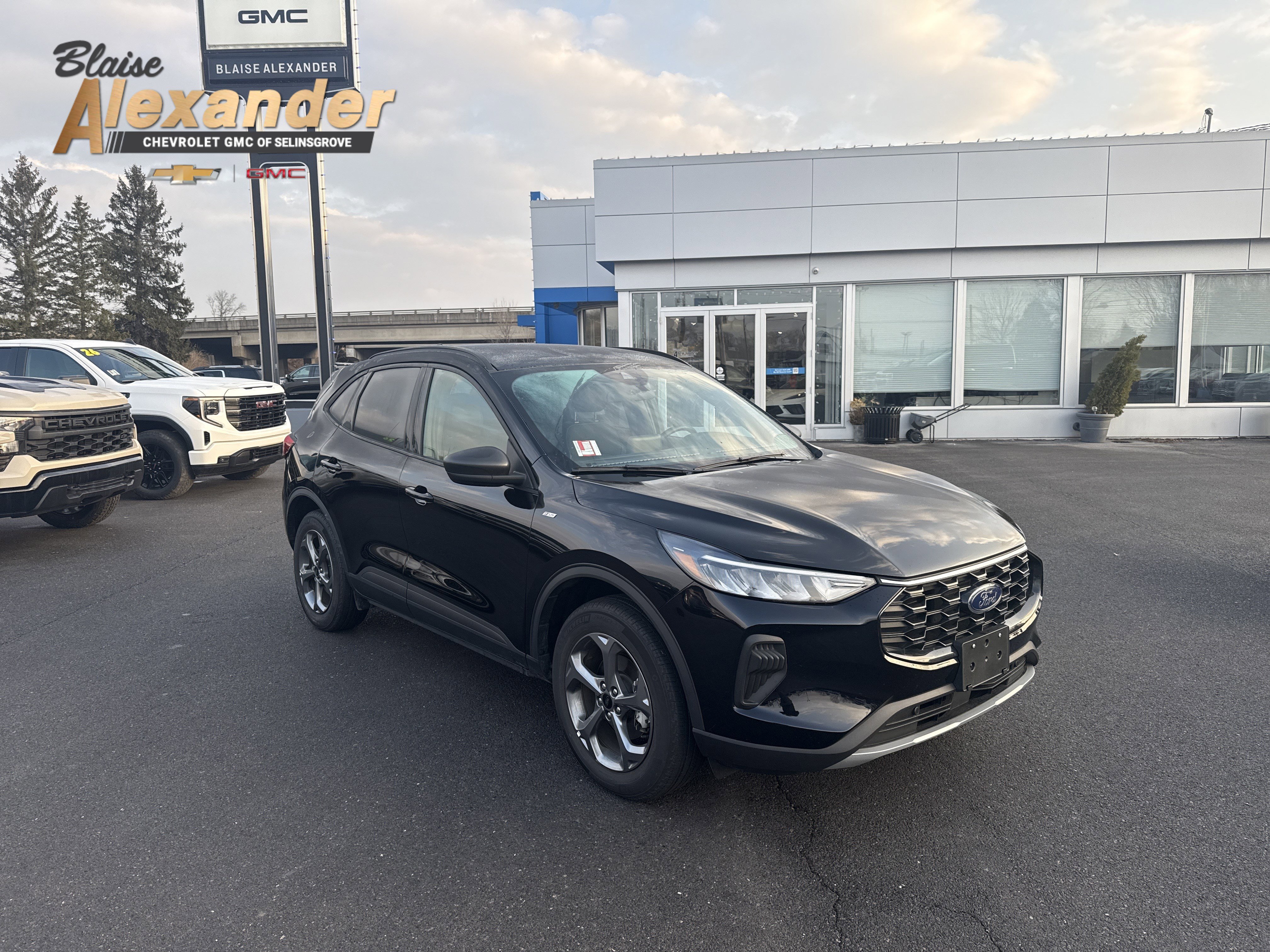 Used 2025 Ford Escape ST-Line