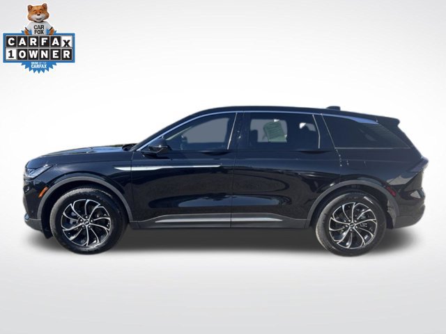 Used 2024 Lincoln Nautilus Premier AWD/4WD image 6