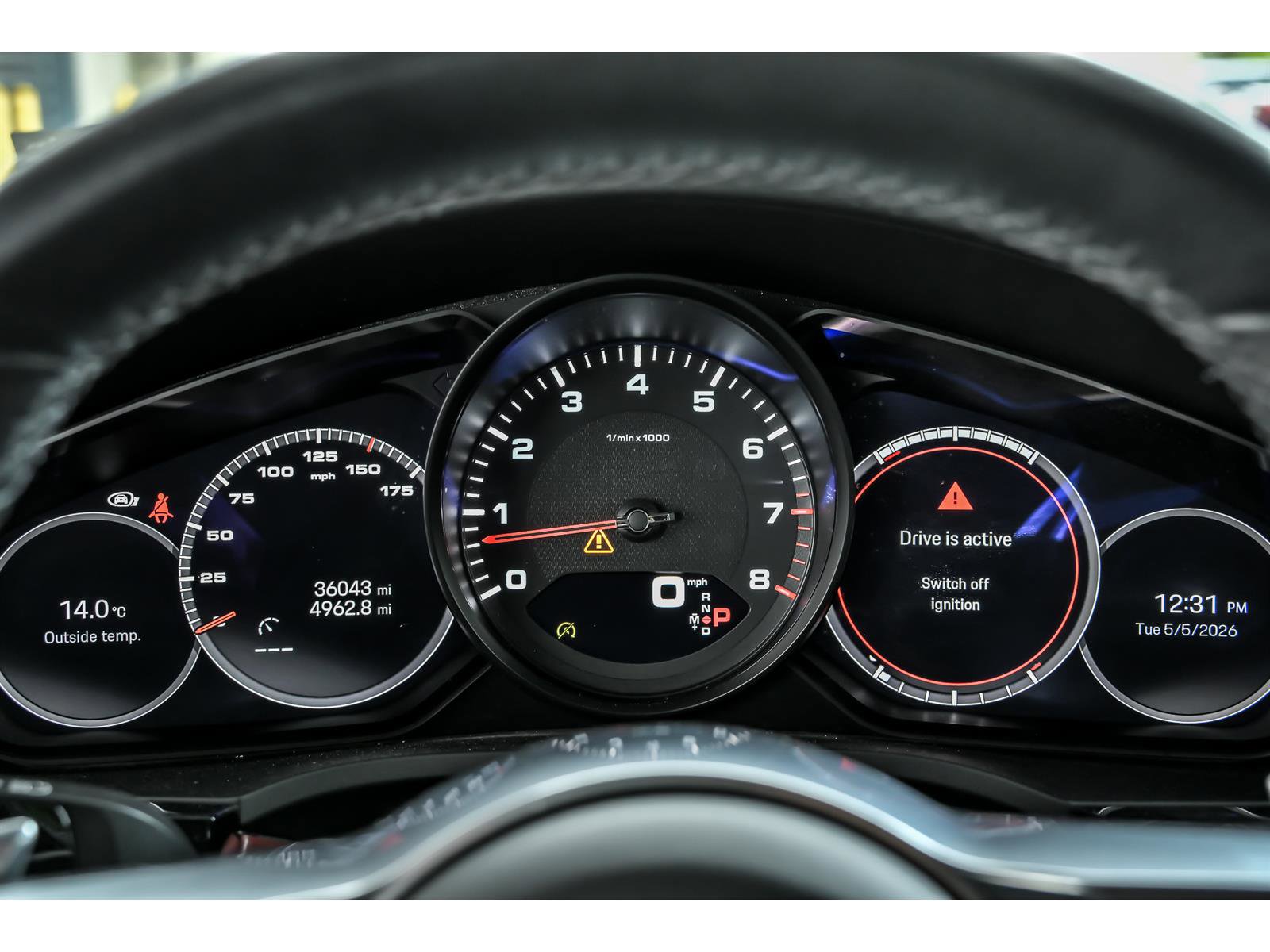 Used 2023 Porsche Cayenne Platinum Edition AWD/4WD image 17