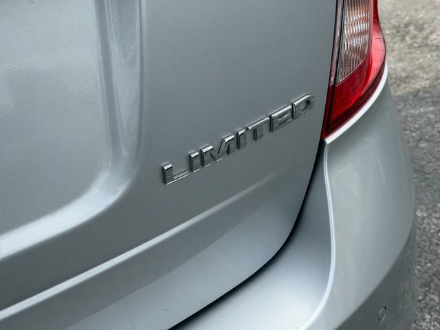 Used 2013 Ford Edge Limited FWD image 17
