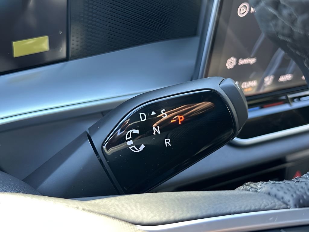 New 2026 Volkswagen Tiguan SE R-Line image 20