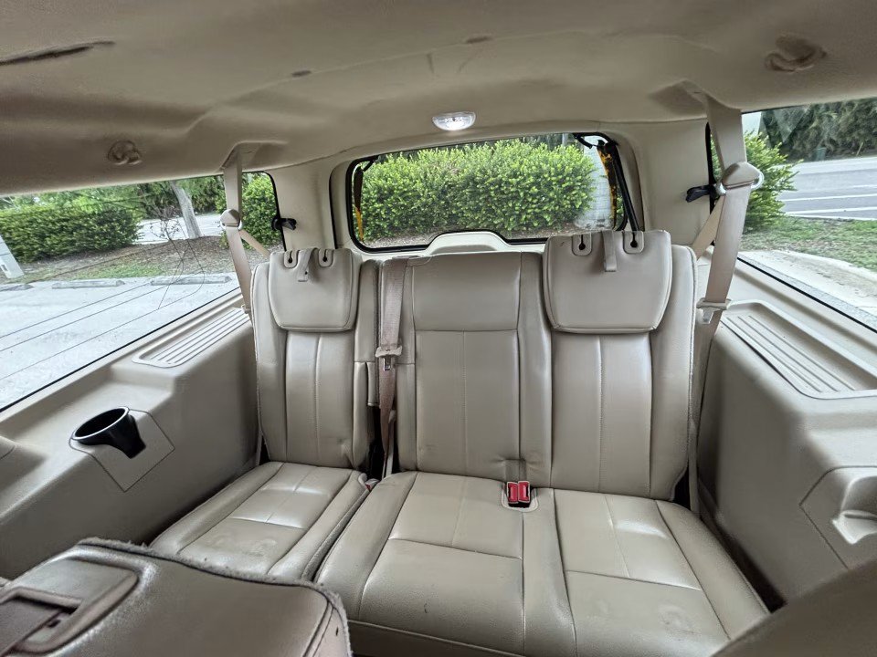 Used 2011 Ford Expedition EL XLT w/ 201A Rapid Spec Order Code RWD image 23