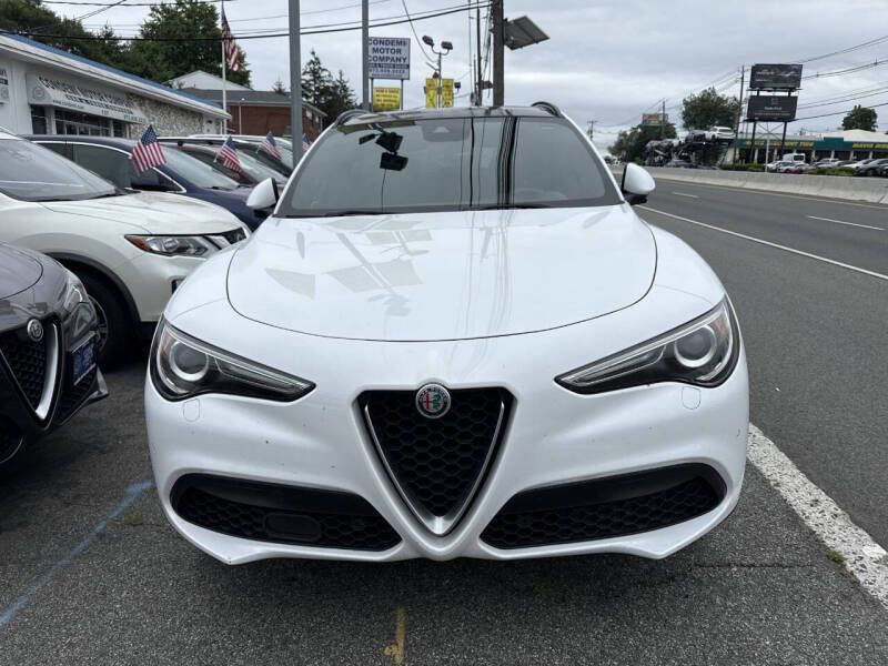 Used 2018 Alfa Romeo Stelvio Ti Sport image 4