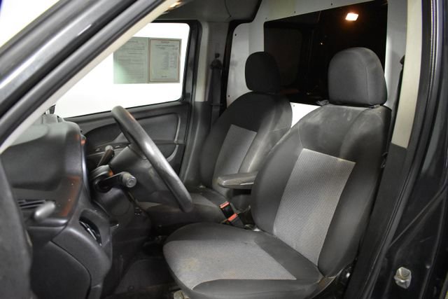 Used 2018 RAM ProMaster City Tradesman image 8