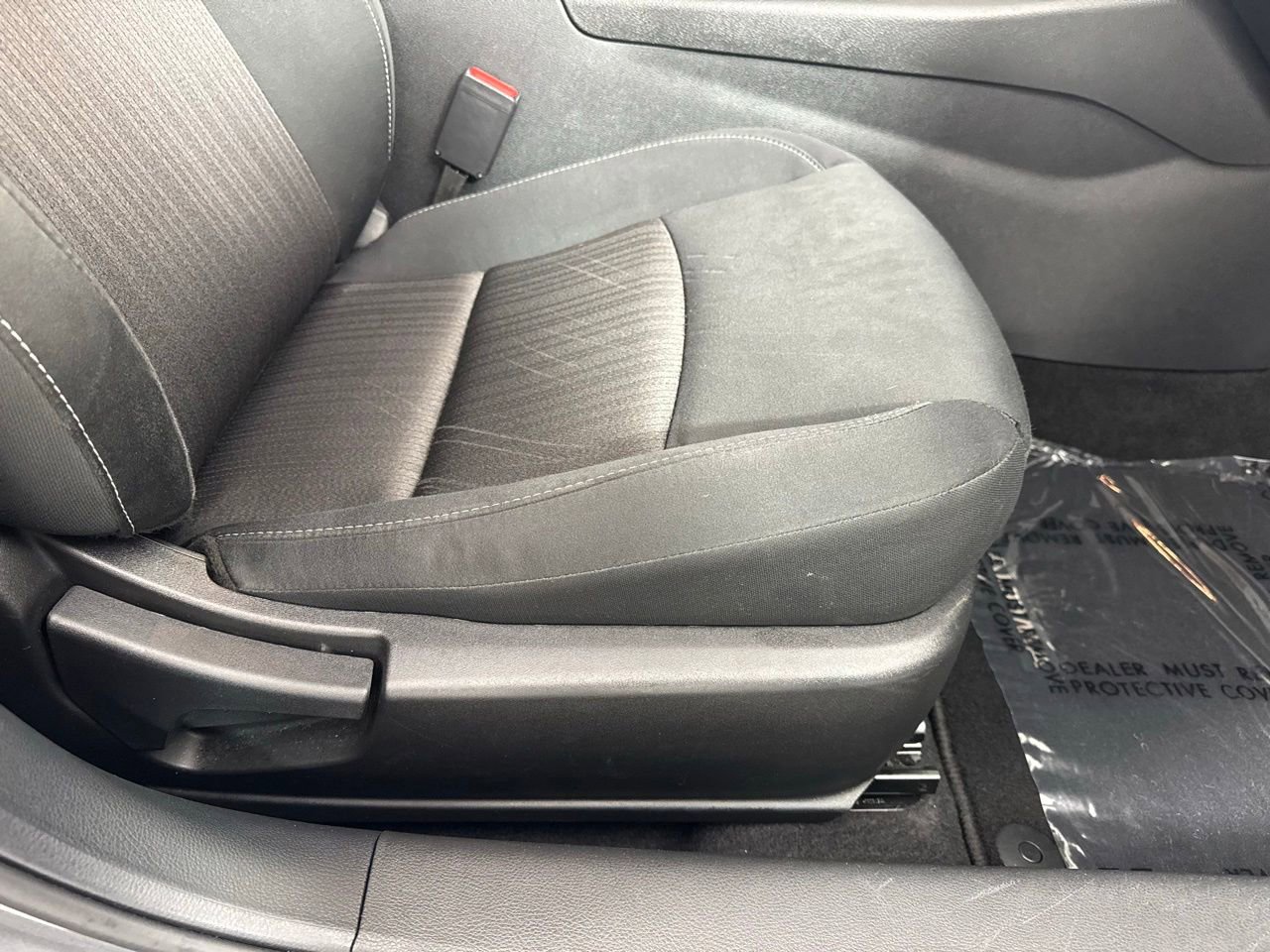 Used 2025 Nissan Altima 2.5 SV FWD image 41