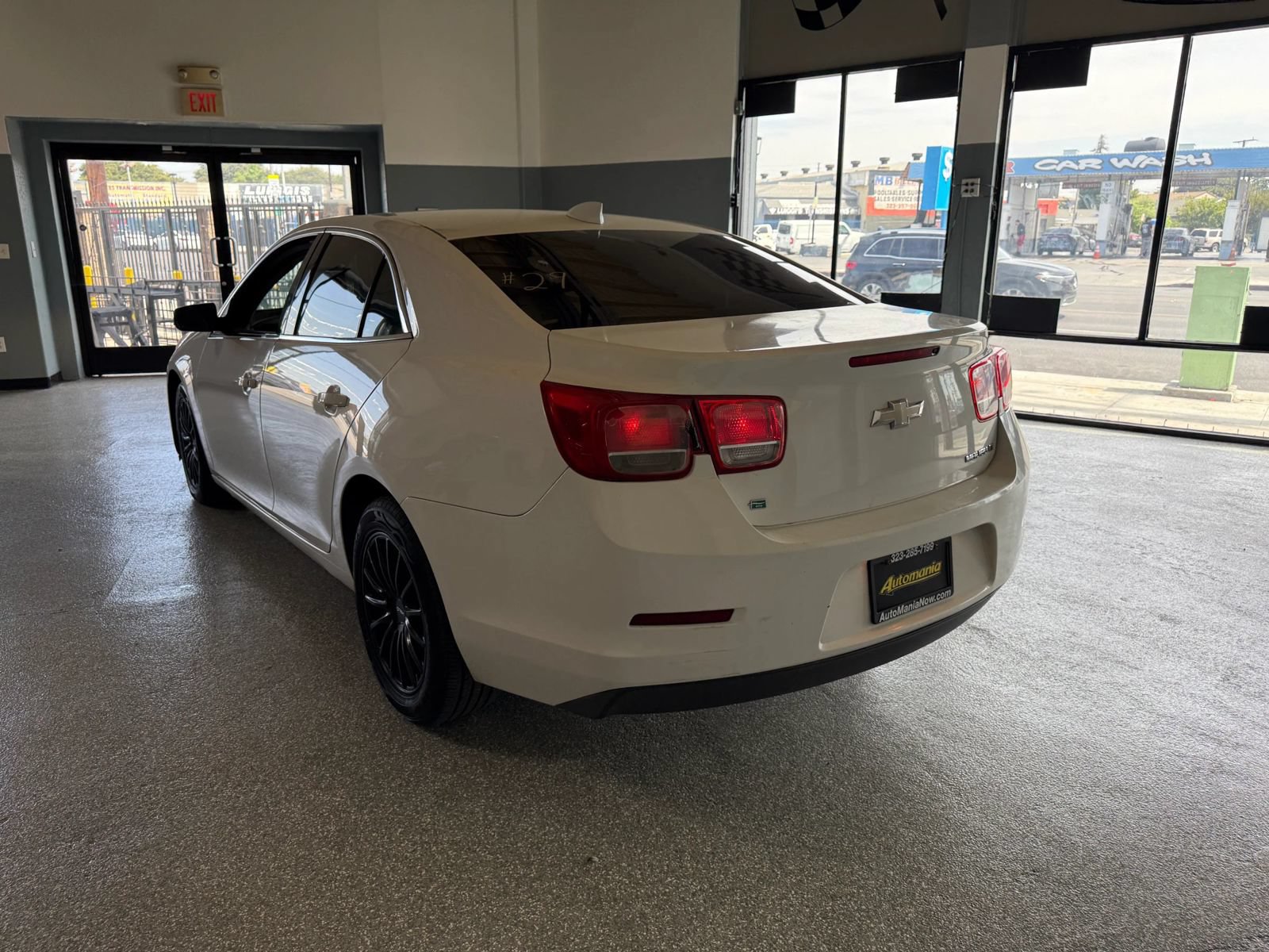 Used 2016 Chevrolet Malibu LT FWD image 5
