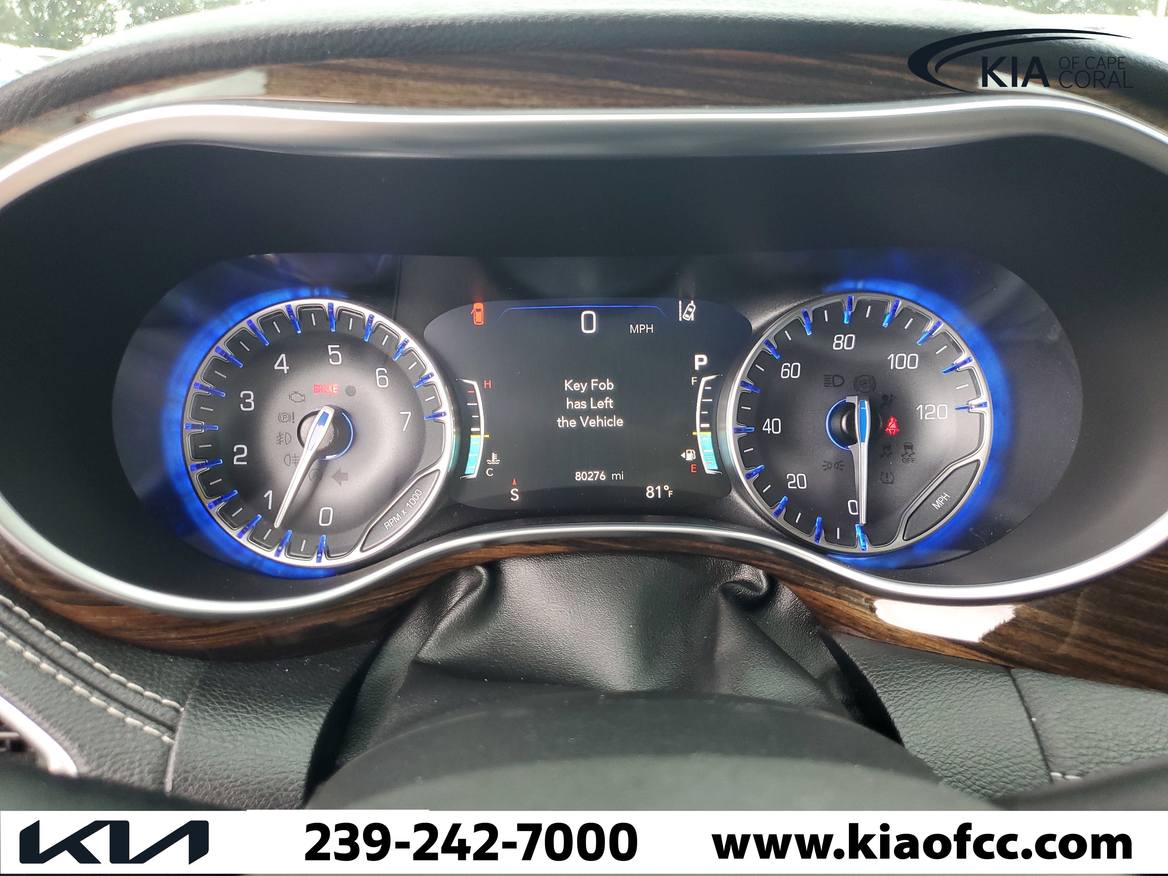 Used 2022 Chrysler Pacifica Limited FWD image 31