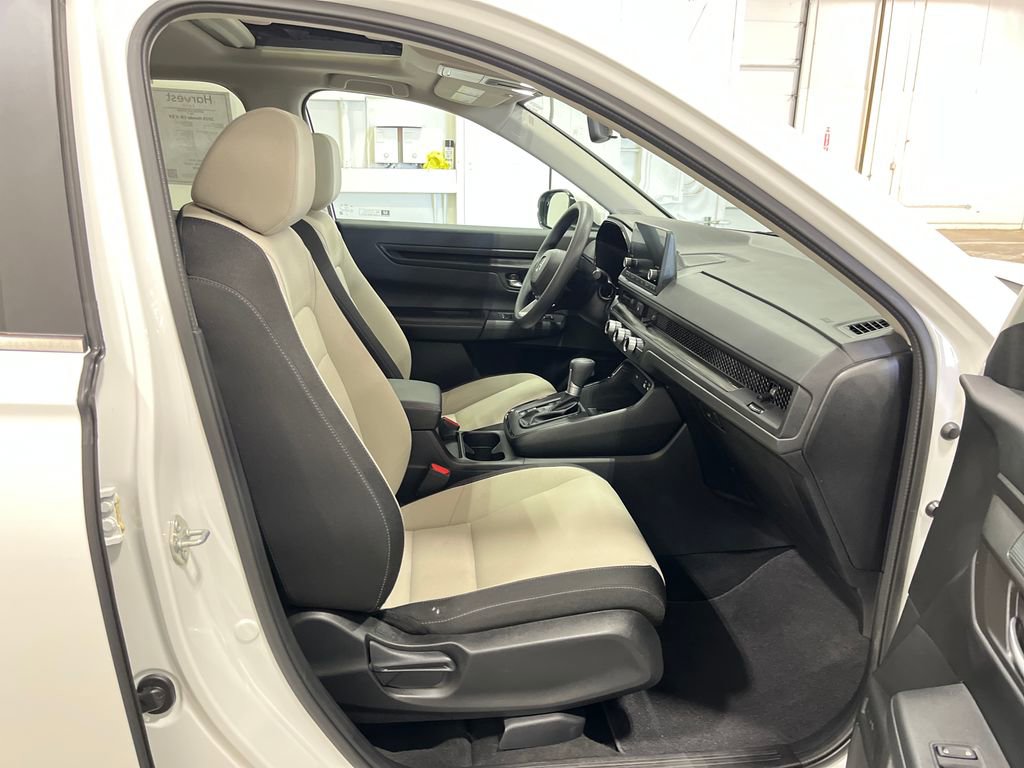 Used 2025 Honda CR-V EX image 28
