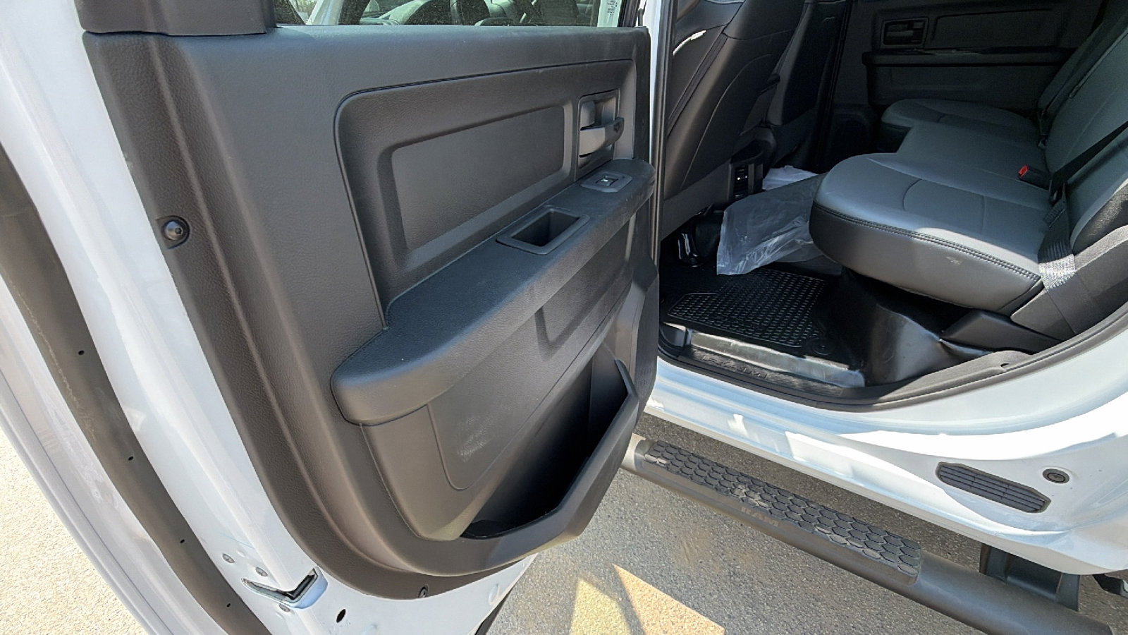 New 2026 RAM 2500 Tradesman AWD/4WD image 18