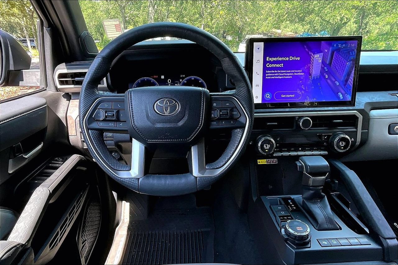 Used 2024 Toyota Tacoma Limited AWD/4WD image 8
