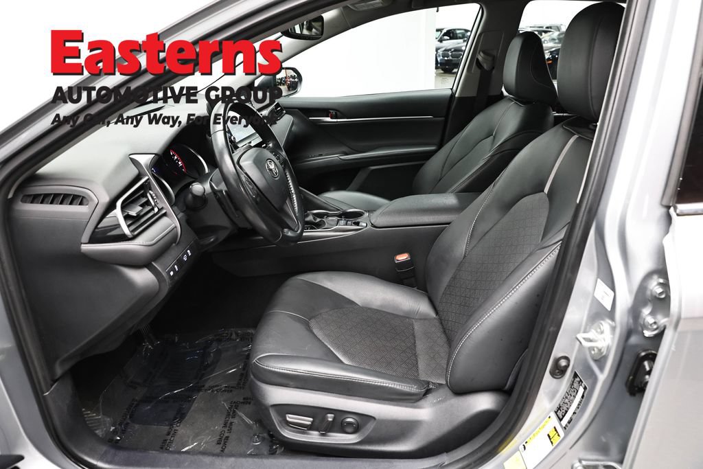 Used 2023 Toyota Camry XSE FWD image 14