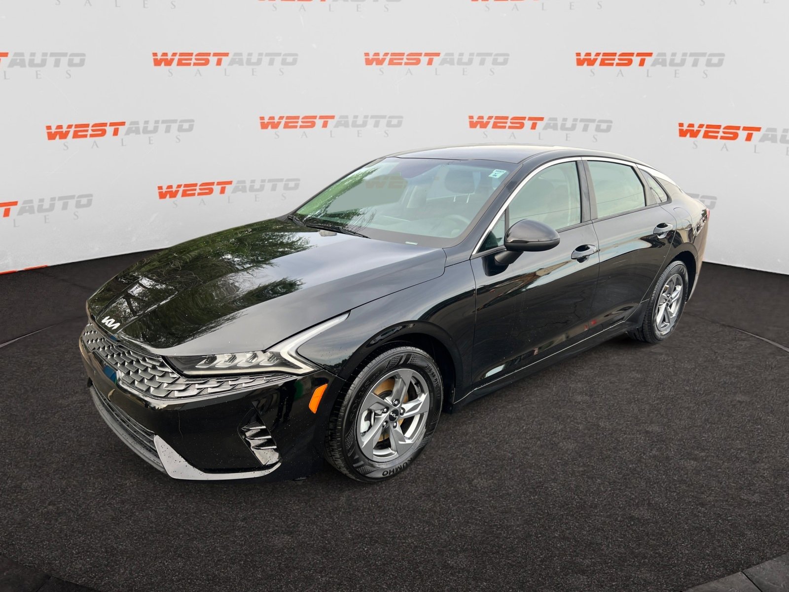 Used 2022 Kia K5 LXS image 1