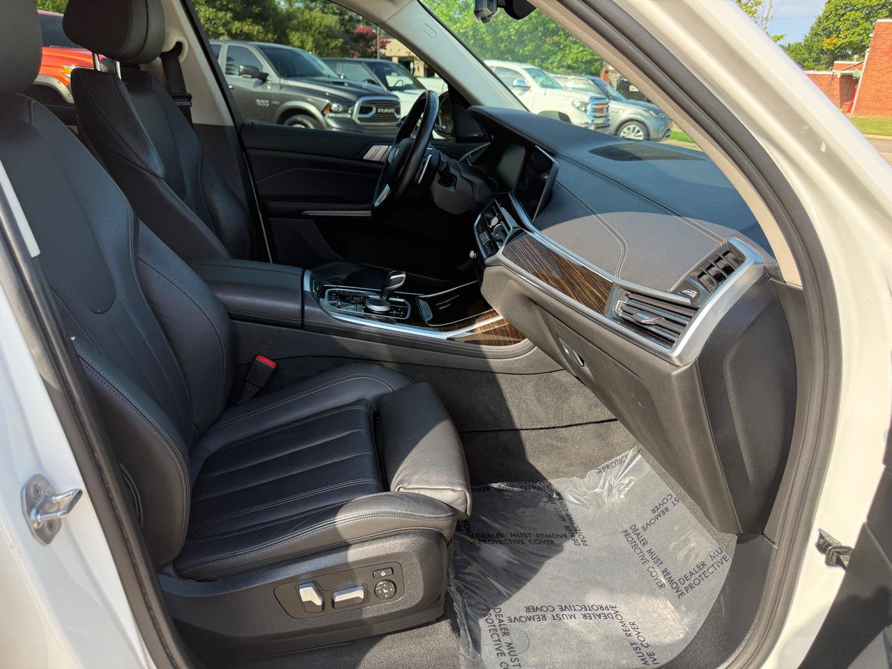 Used 2020 BMW X7 xDrive40i w/ Premium Package AWD/4WD image 45