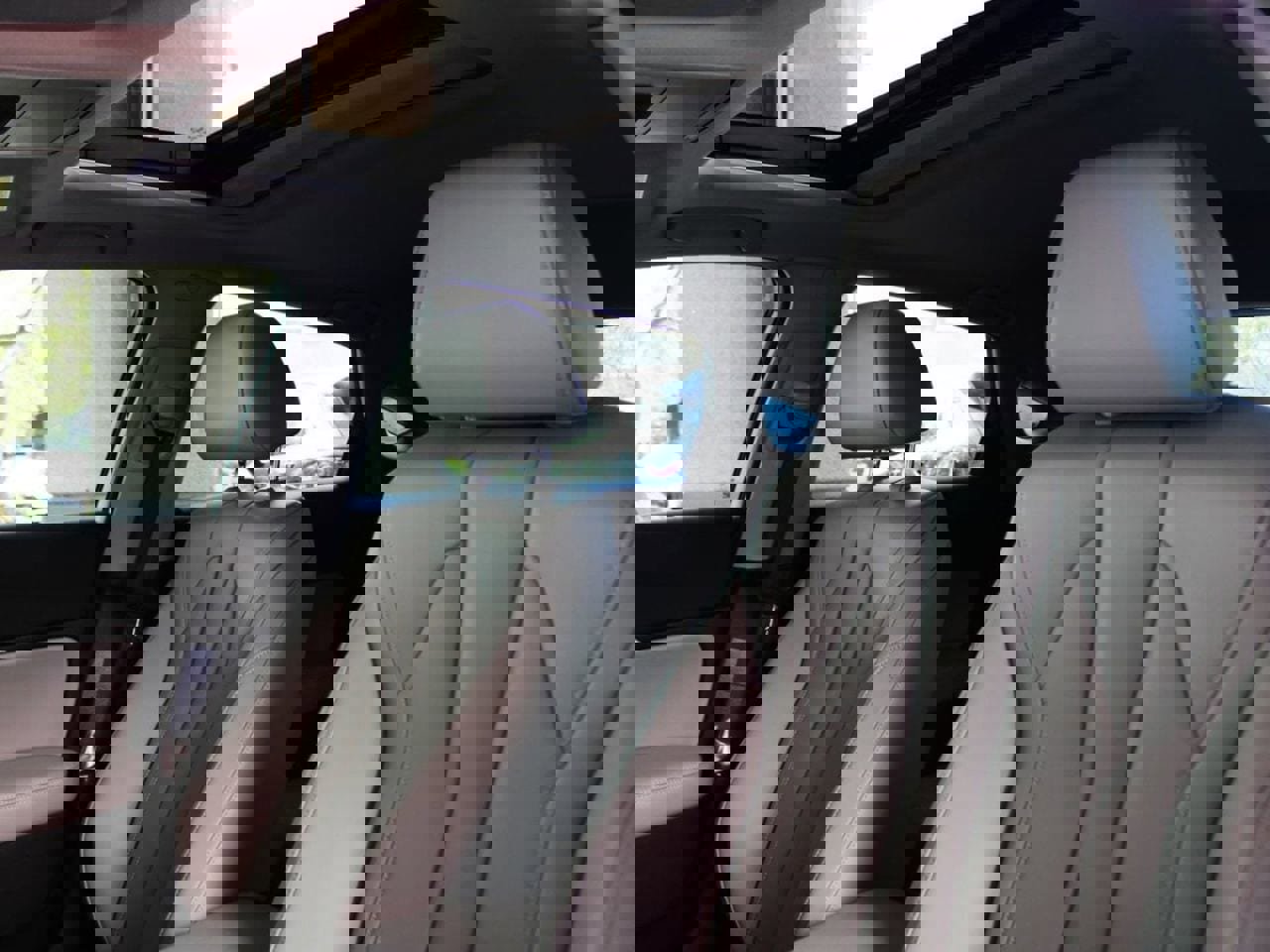 Used 2025 Acura Integra FWD image 13