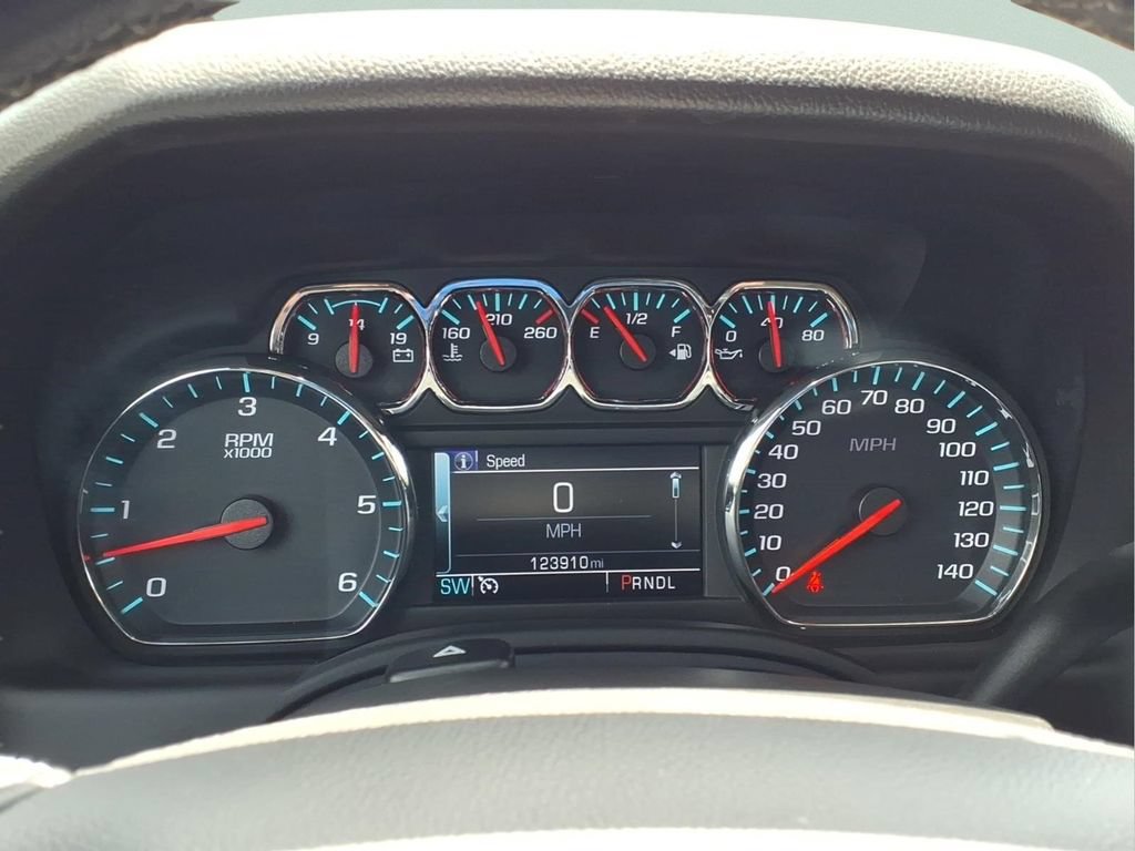 Used 2020 Chevrolet Tahoe LT AWD/4WD image 24