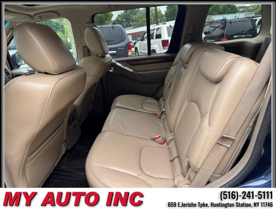 Used 2011 Nissan Pathfinder LE image 35