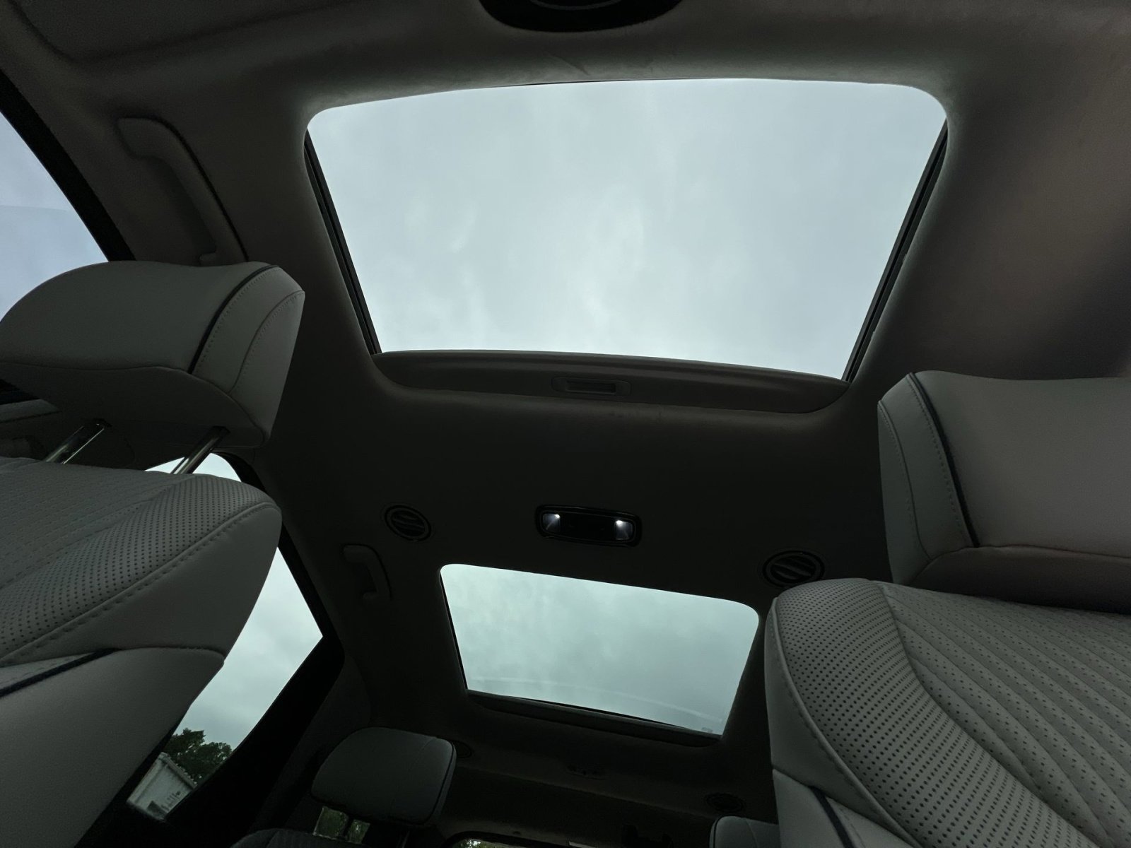 Used 2024 Hyundai Palisade Calligraphy FWD image 40