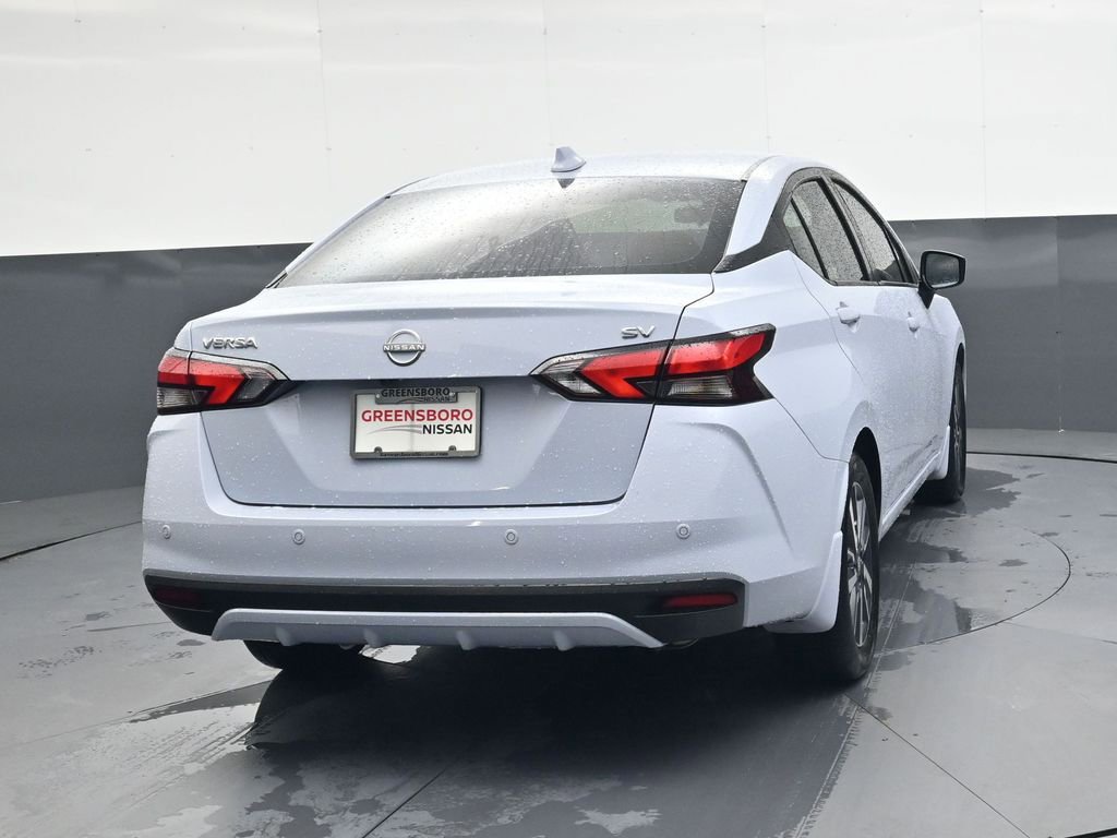 Used 2024 Nissan Versa SV w/ Trunk Package image 4
