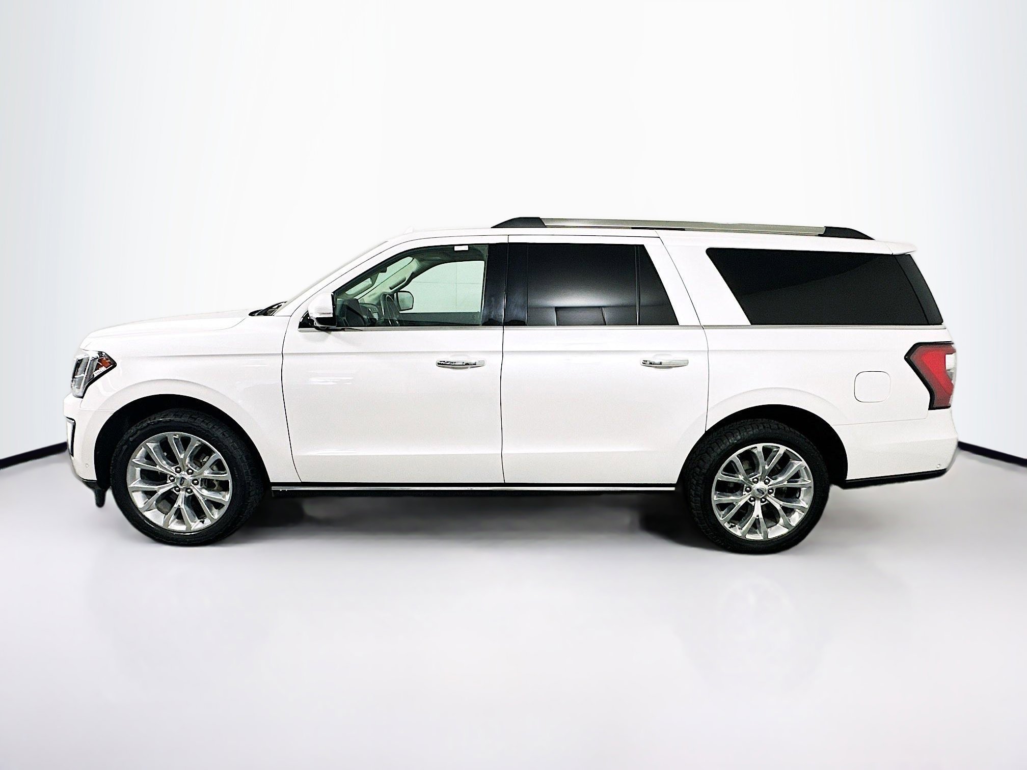 Used 2019 Ford Expedition Max Limited w/ Equipment Group 302A image 4