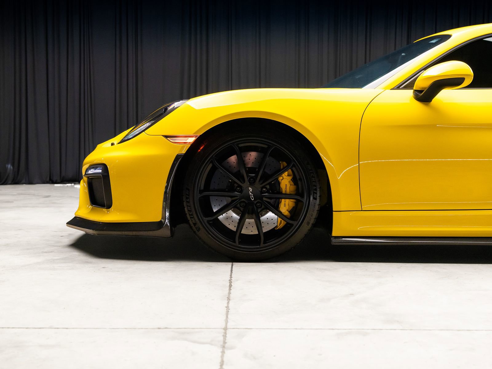 Used 2016 Porsche Cayman GT4 w/ Sport Chrono Package RWD image 27