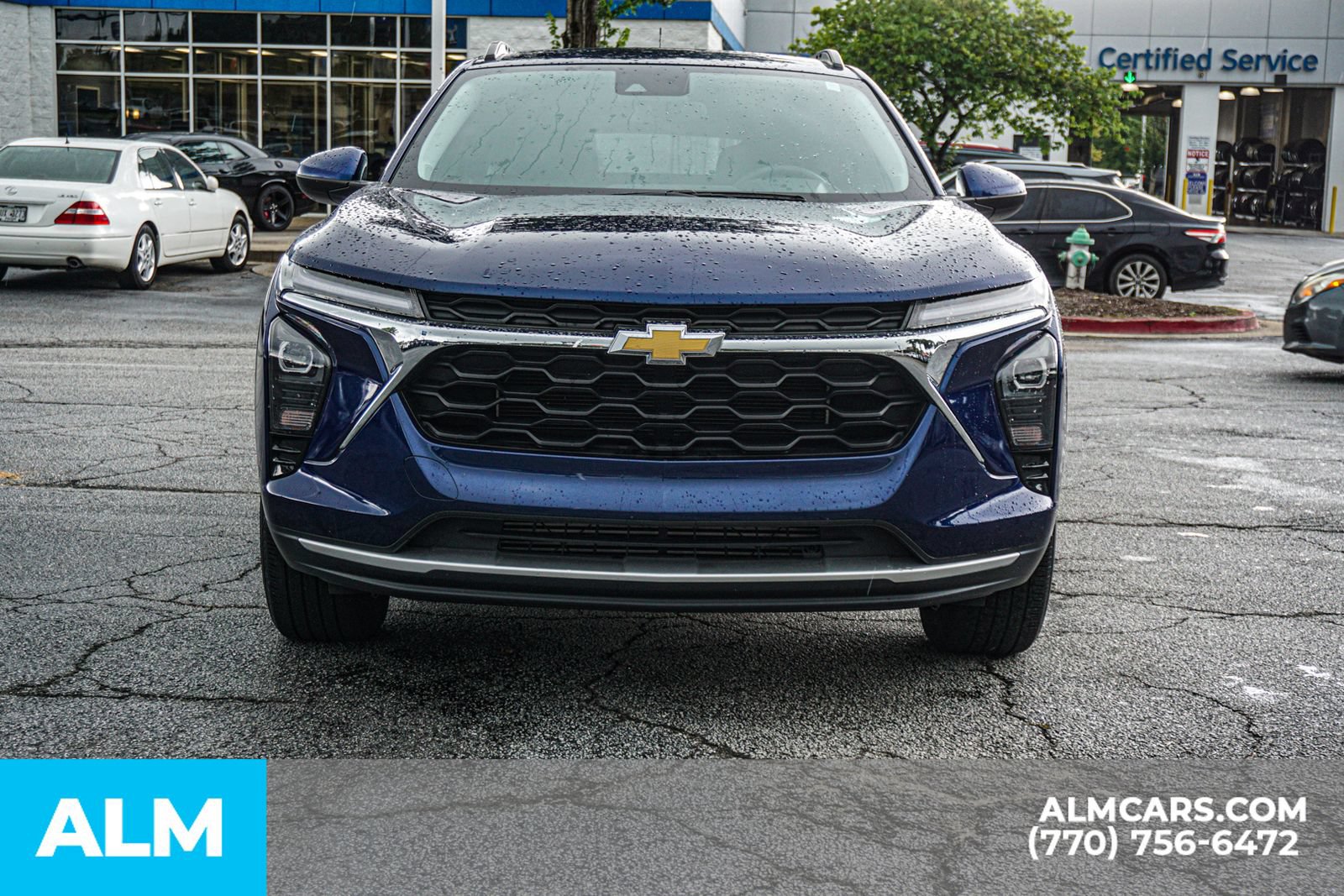 Used 2024 Chevrolet Trax LT w/ LT Convenience Package FWD image 11