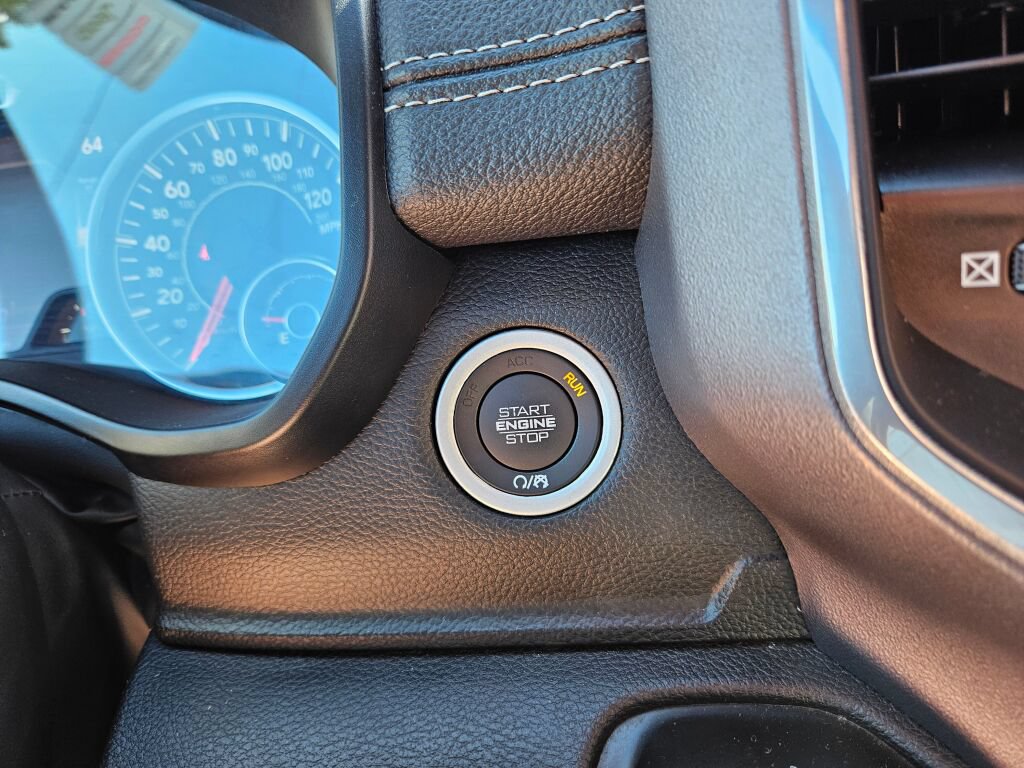 Used 2023 RAM 1500 Laramie AWD/4WD image 30