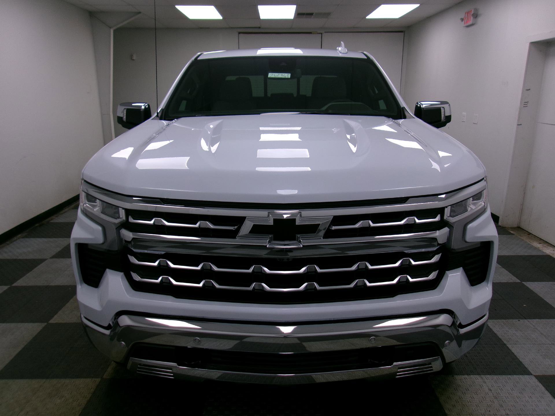 New 2026 Chevrolet Silverado 1500 LTZ AWD/4WD image 2
