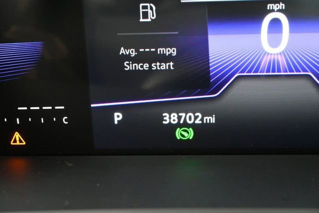 Used 2023 Volkswagen Tiguan SE R-Line FWD image 19