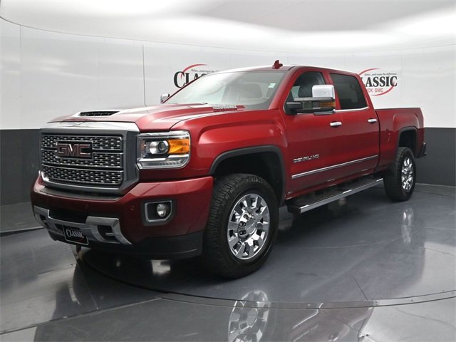 Used 2019 GMC Sierra 2500 Denali w/ Duramax Plus Package image 3