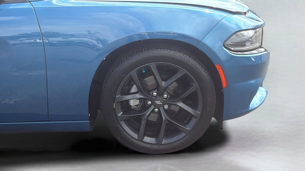 Used 2023 Dodge Charger SXT w/ Blacktop Package RWD image 10