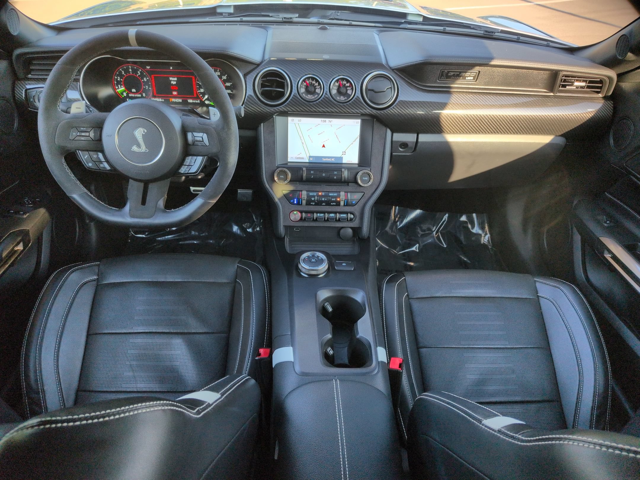 Certified 2020 Ford Mustang Shelby GT500 w/ Technology Package RWD image 30