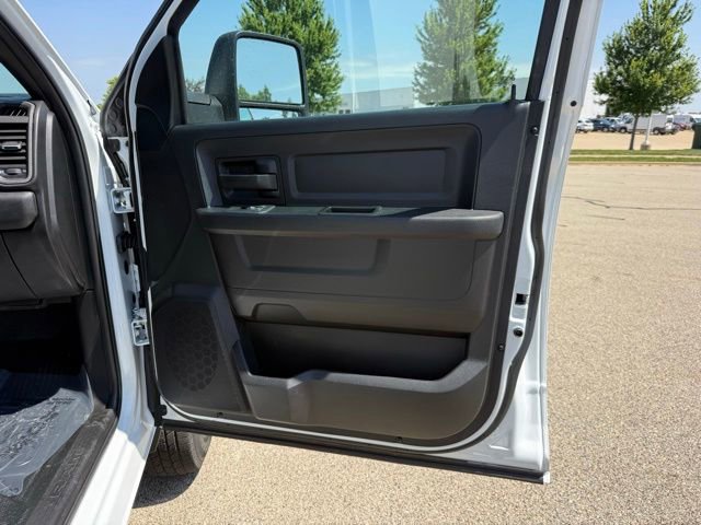 New 2026 RAM 3500 Tradesman w/ Chrome Appearance Group A AWD/4WD image 10