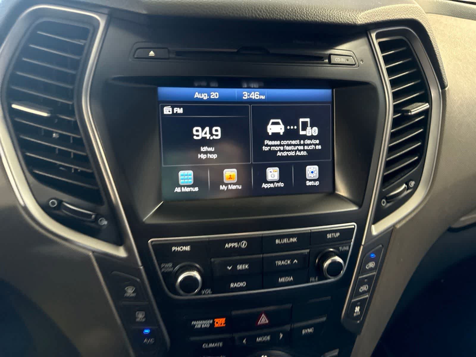 Used 2017 Hyundai Santa Fe SE FWD image 26
